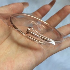 2 Rose gold bracelet